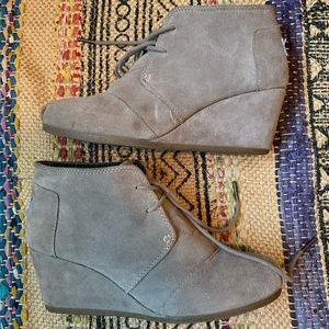 Tom’s Wedge Booties